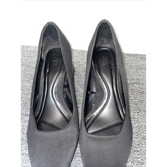 ZARA Heels WomensSize 38 US 7.5 Black Pointed Toe Pumps Minimalist Office Career - Picture 12 of 13